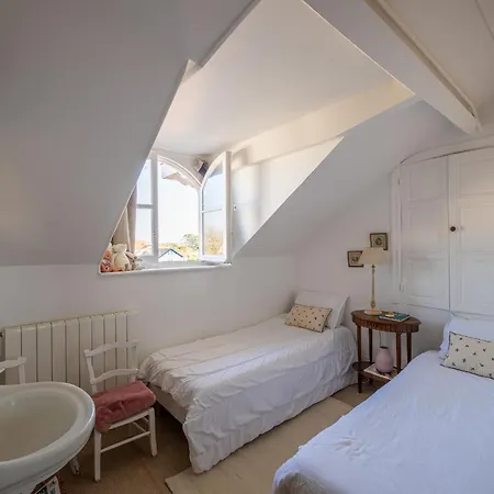 L Imperial - Bed And Views * Биарриц