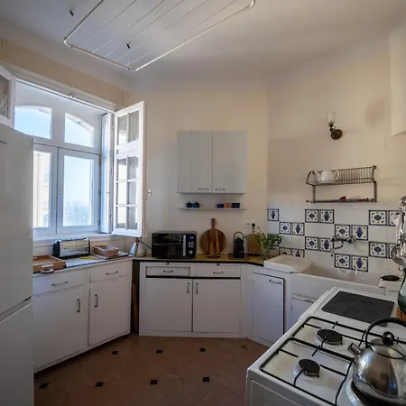 L Imperial - Bed And Views Апартаменты