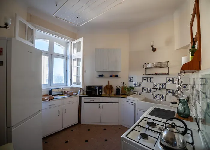 L Imperial - Bed And Views Апартаменти